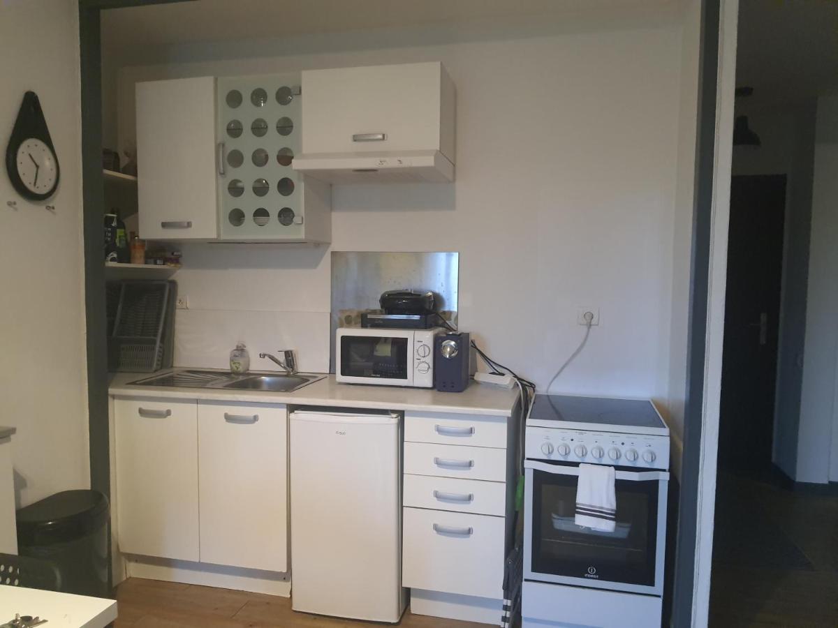 Apartamento Agradable 타르브 외부 사진